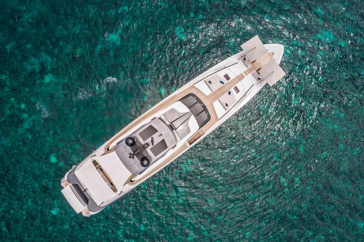 What It’s Really Like to Charter a Superyacht in Miami for a Weekend hero image